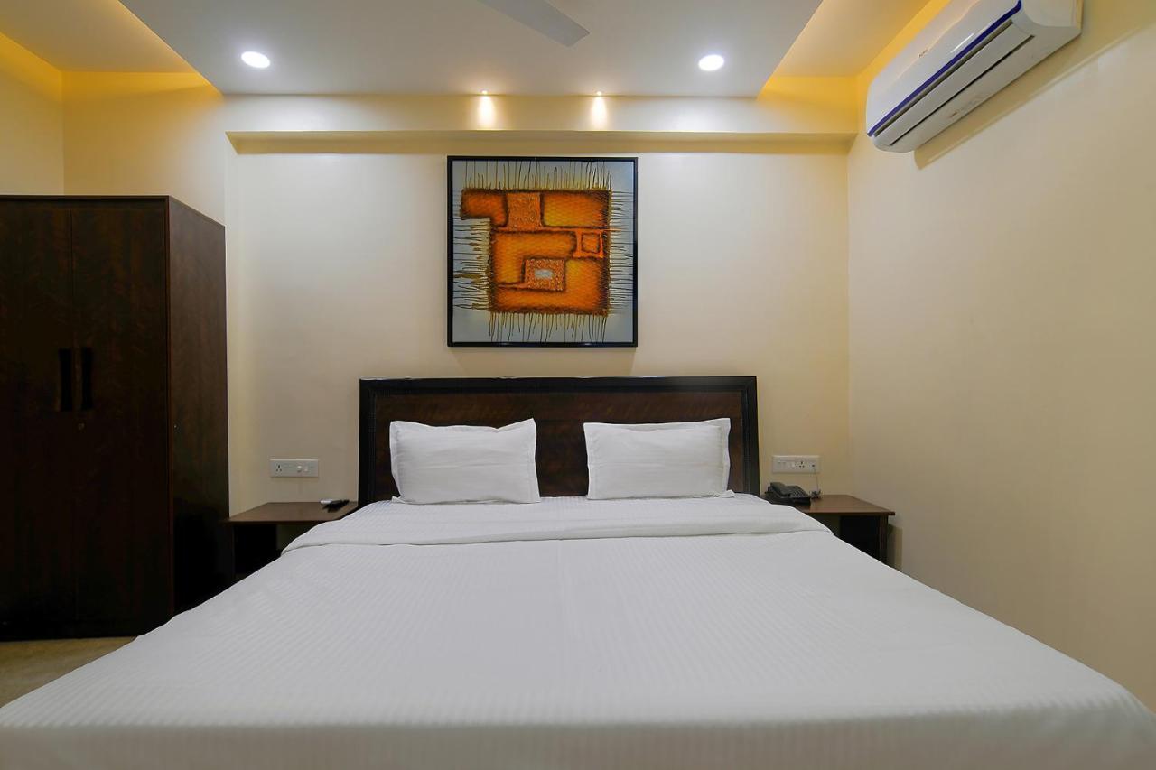 FabHotel Imperial Regency Indore Buitenkant foto