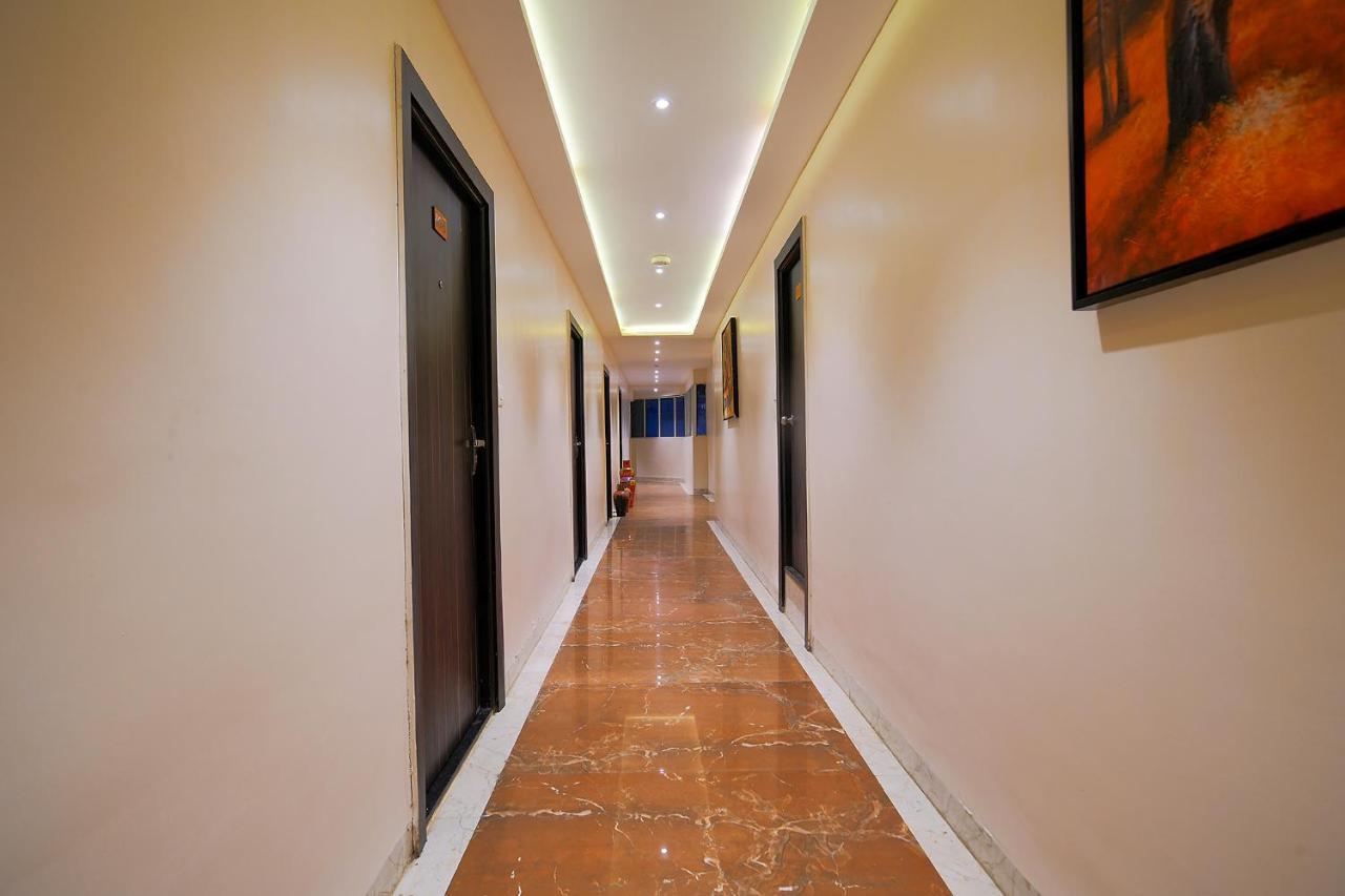 FabHotel Imperial Regency Indore Buitenkant foto