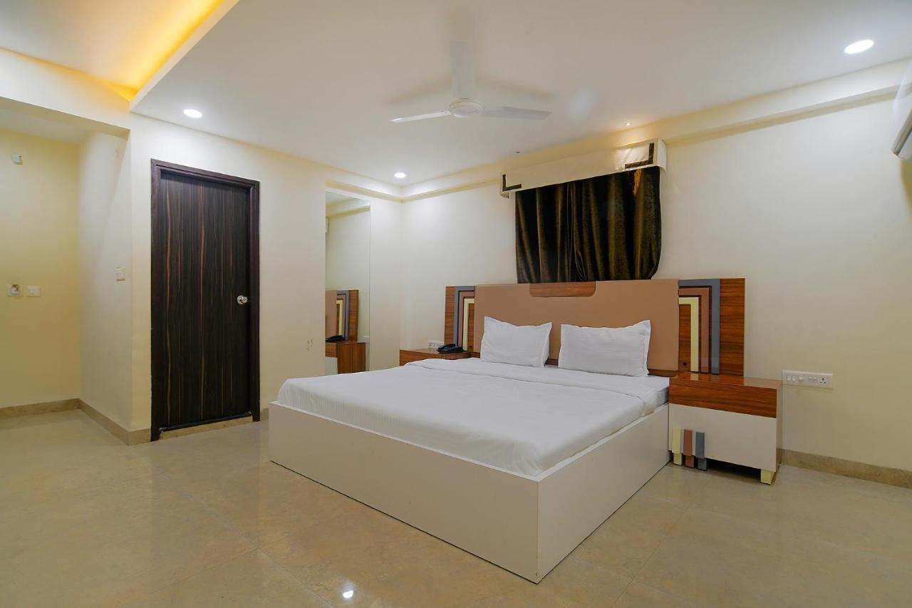 FabHotel Imperial Regency Indore Buitenkant foto