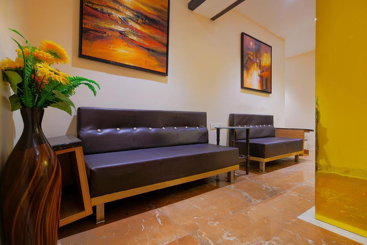FabHotel Imperial Regency Indore Buitenkant foto
